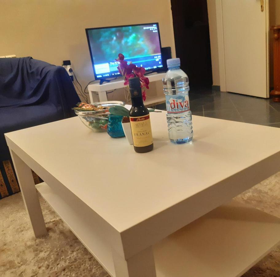Centre Two Bedrooms Apartment Подгорица Экстерьер фото